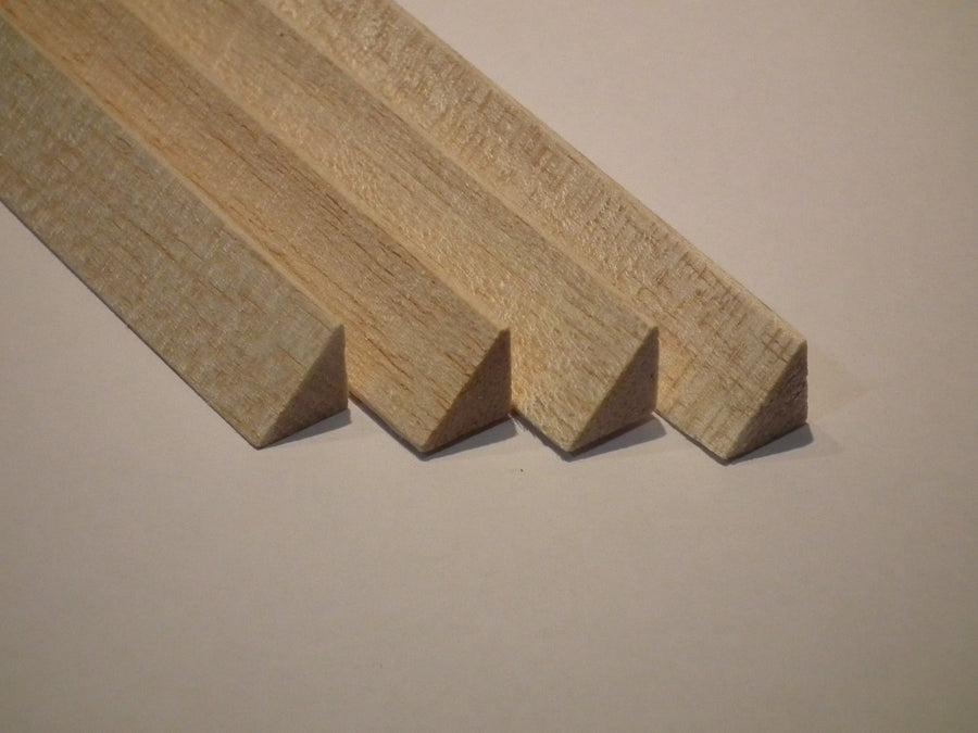 Balsa Triangle 6.5 x 6.5 x 915mm